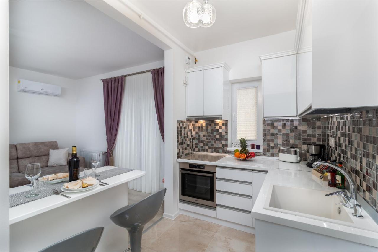 Premier Apartment Luceafarul Oradea Buitenkant foto